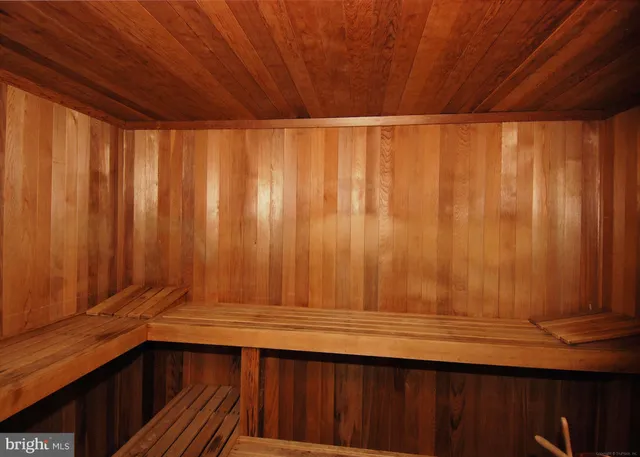 $775,000 | 4550 North Park Avenue, Unit 208, Chevy Chase, MD 20815