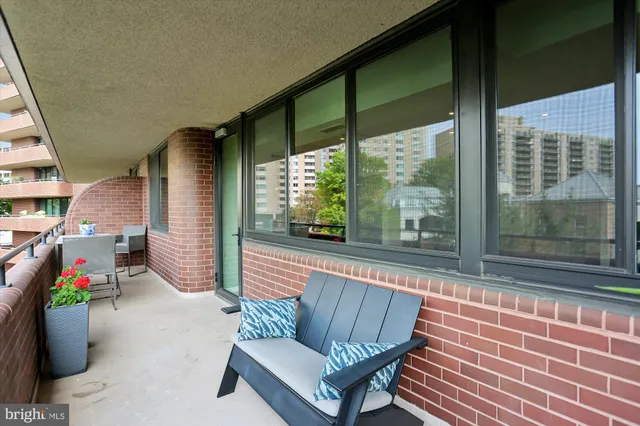 $775,000 | 4550 North Park Avenue, Unit 208, Chevy Chase, MD 20815