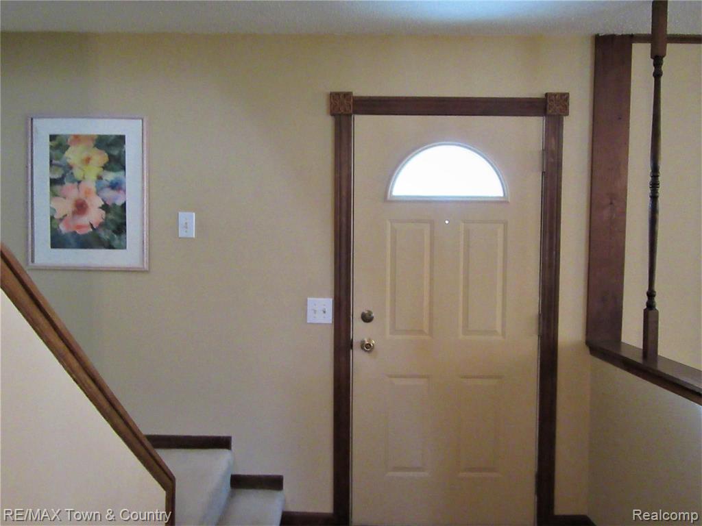 1021 Stonehenge Road Flint, MI 48532 - Photo 22 of 30
