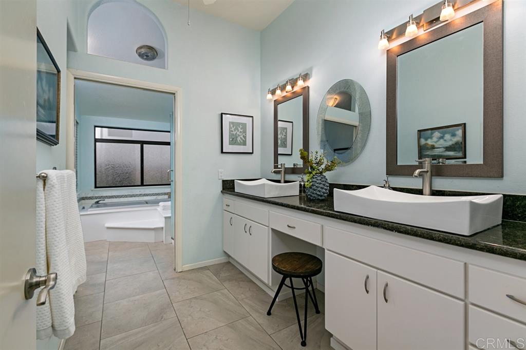 30637 Roadrunner Ridge Valley Center, CA 92082 - Photo 17 of 24 Gallery Image 17