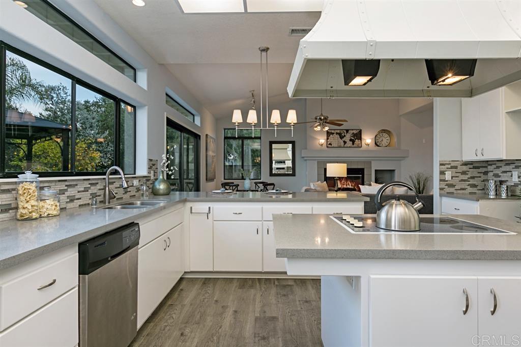 30637 Roadrunner Ridge Valley Center, CA 92082 - Photo 10 of 24 Gallery Image 10