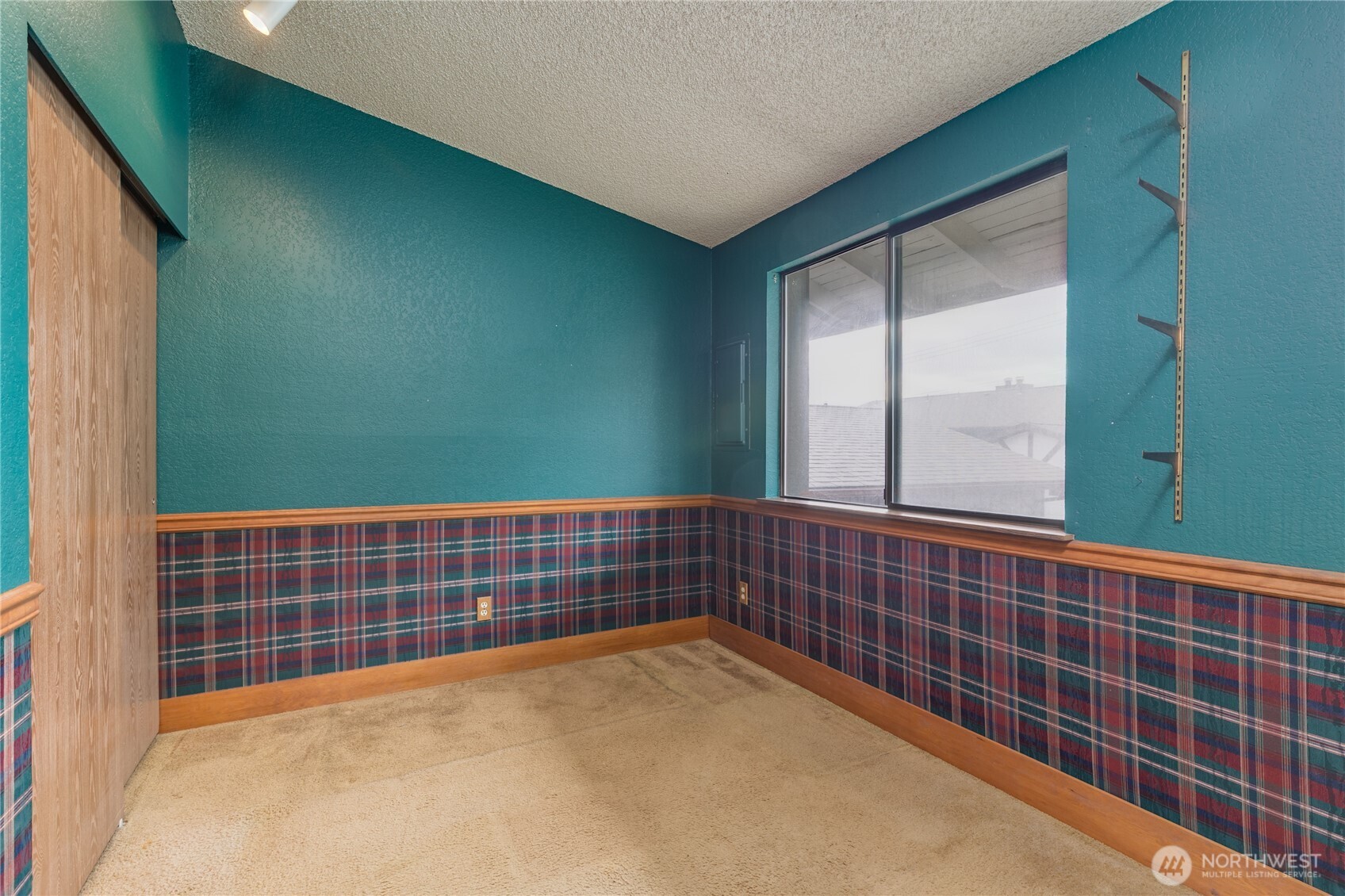 317 Southwest 112th Street, Unit 302 Seattle, WA 98146 - Photo 21 of 22