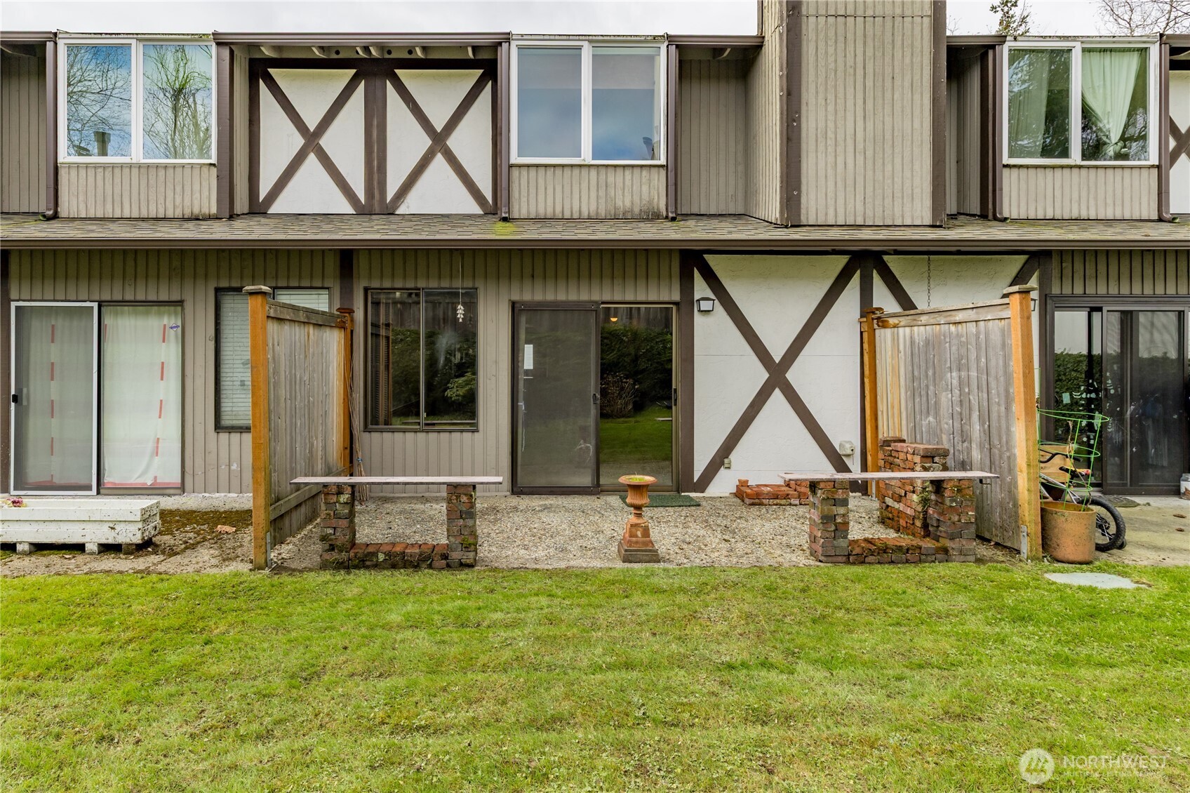 317 Southwest 112th Street, Unit 302 Seattle, WA 98146 - Photo 9 of 22