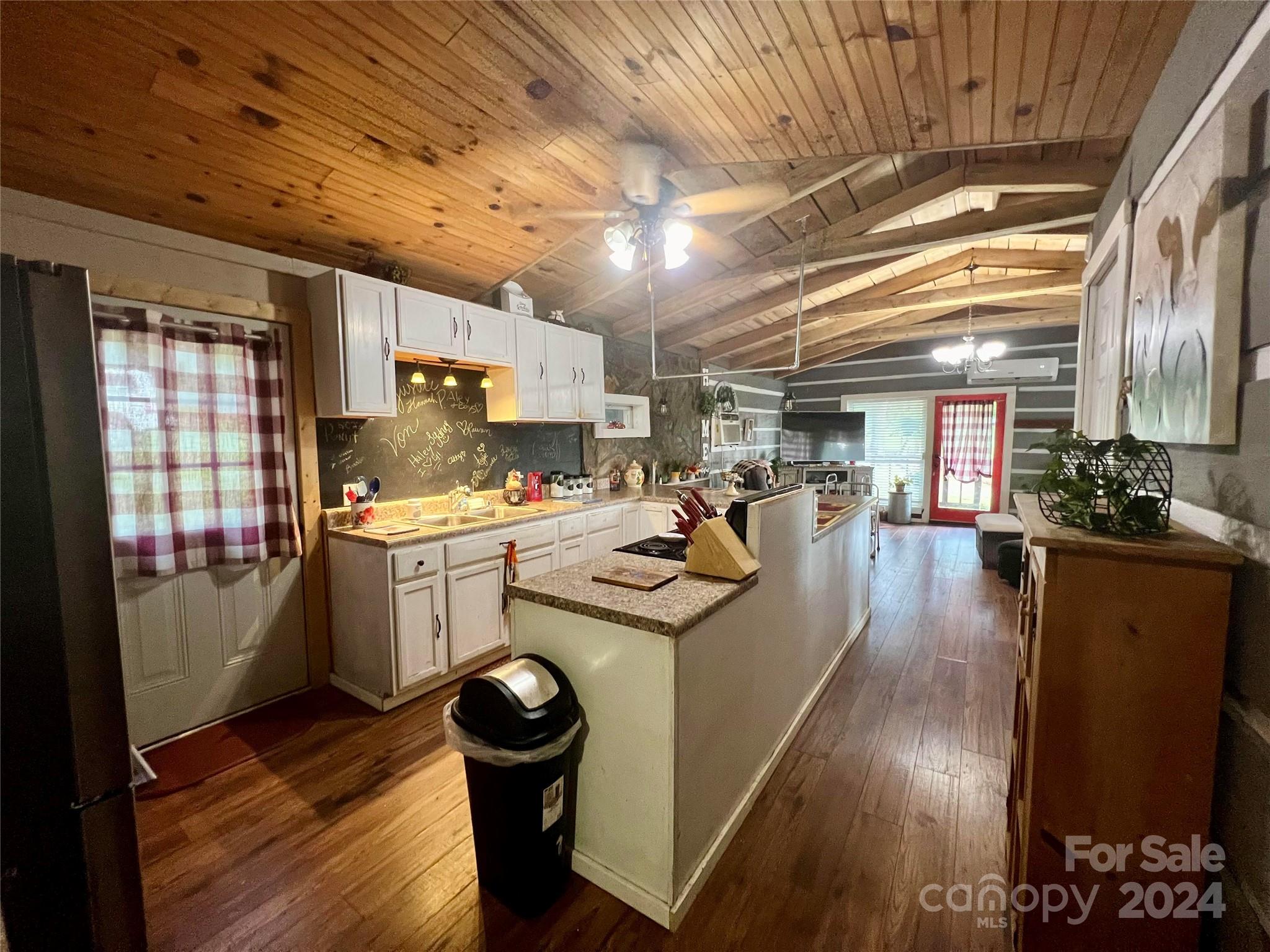 2810 Byrd Road Morganton, NC 28655 - Photo 9 of 17 Gallery Image 9