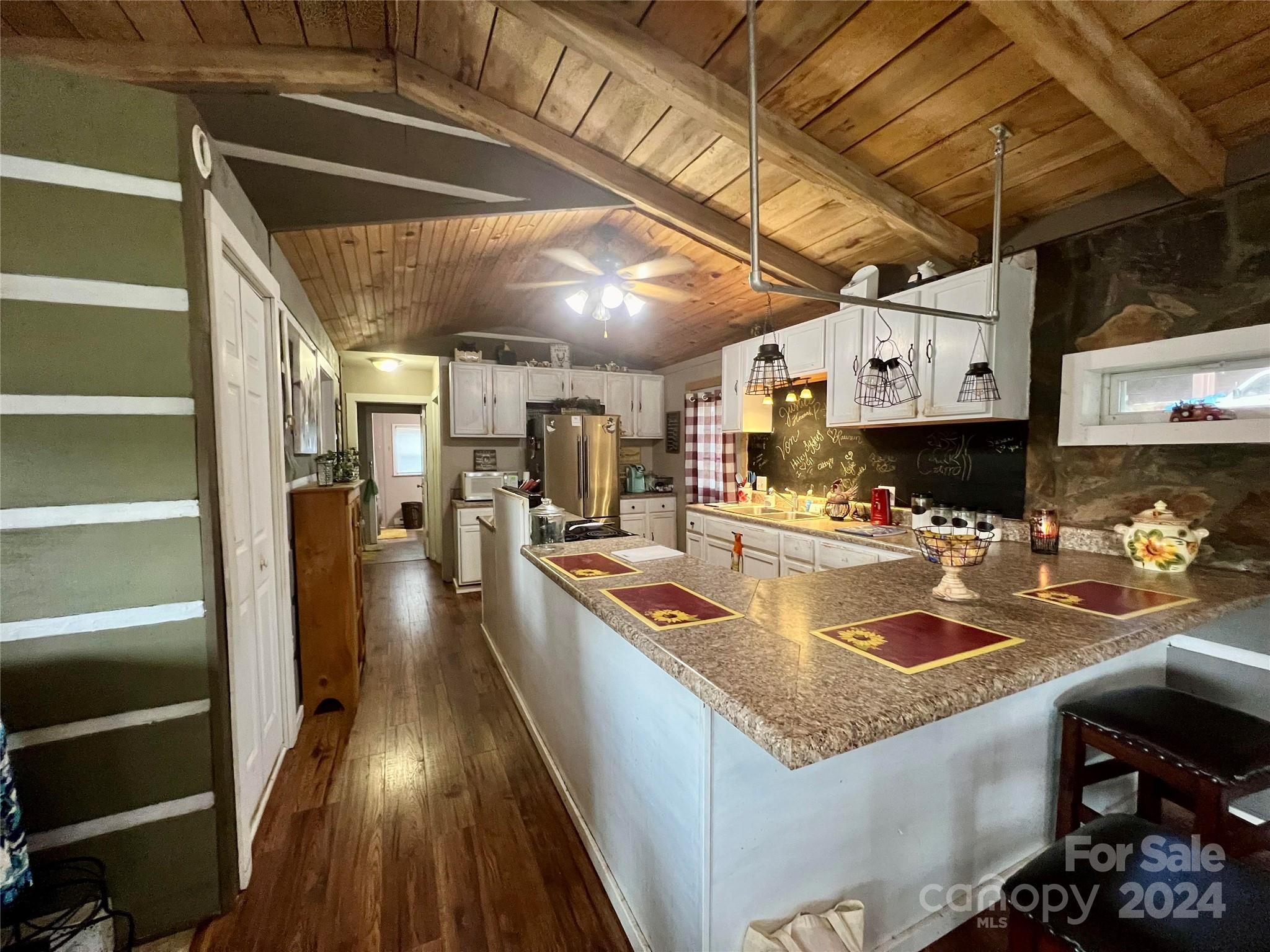 2810 Byrd Road Morganton, NC 28655 - Photo 10 of 17 Gallery Image 10