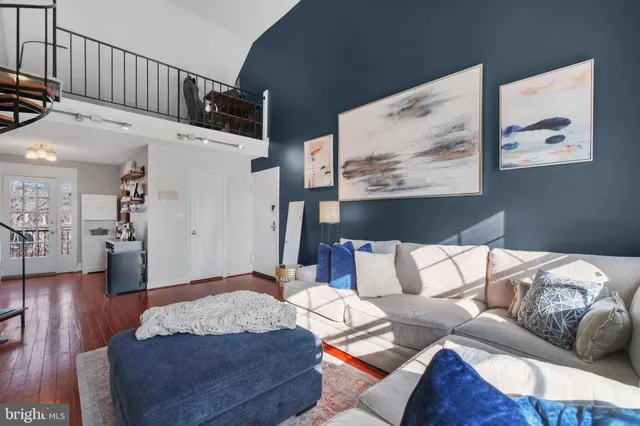 $415,000 | 4817 31st Street South, Unit C1, Arlington, VA 22206