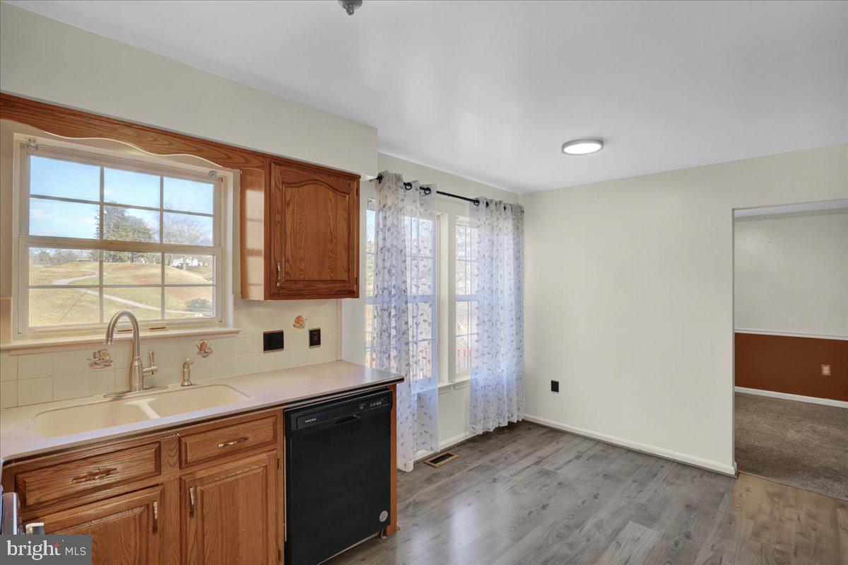 225 Eden Road Etters, PA 17319 - Photo 15 of 38 Gallery Image 15