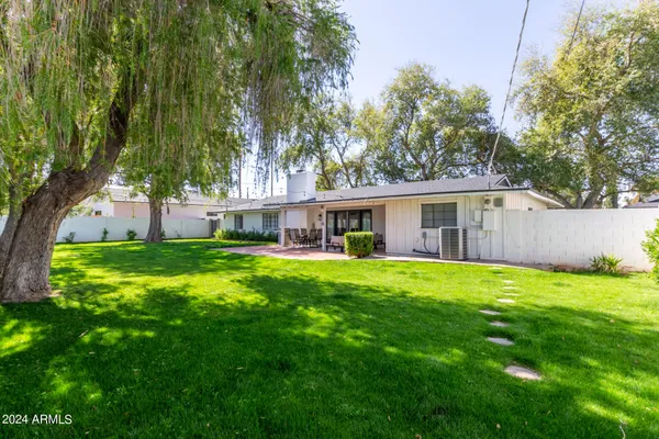 $6,000 | 4536 East Calle Redonda, Phoenix, AZ 85018