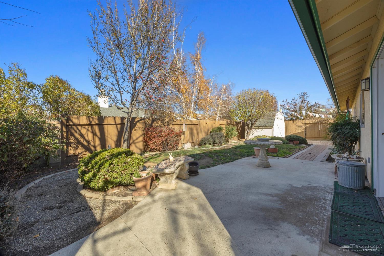 321 Apple Way Tehachapi, CA 93561 - Photo 34 of 40 Gallery Image 34