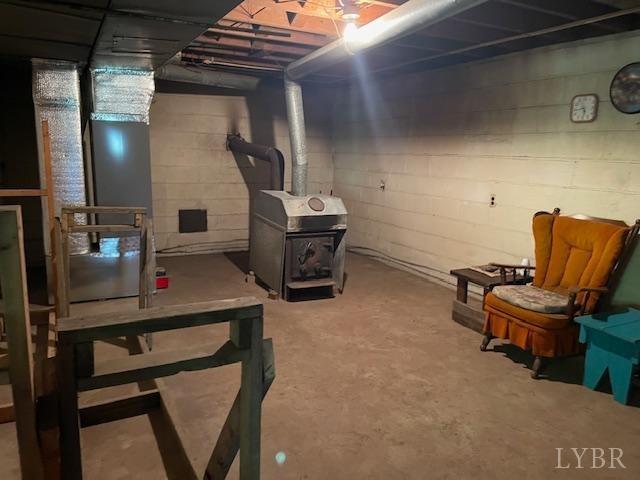 2393 Grit Road Hurt, VA 24563 - Photo 22 of 22 a room with furniture and a chair