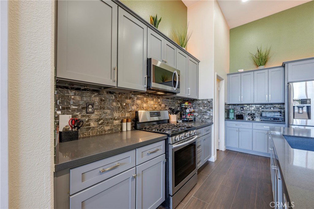 27100 Early Dawn Road Menifee, CA 92584 - Photo 29 of 71