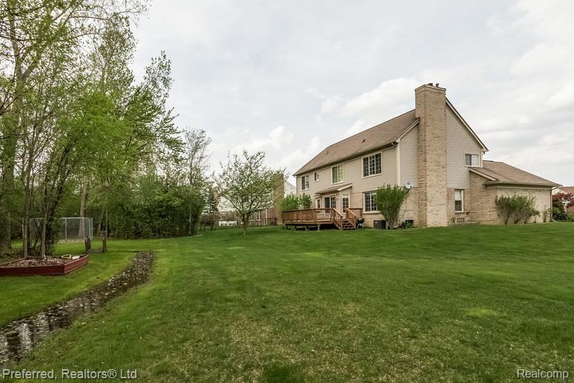 5884 Hathaway Road Canton, MI 48187 - Photo 11 of 49