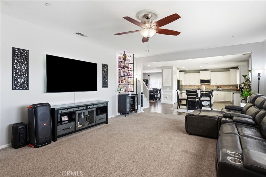 31769 Rouge Lane Menifee, CA 92584 - Photo 7 of 44