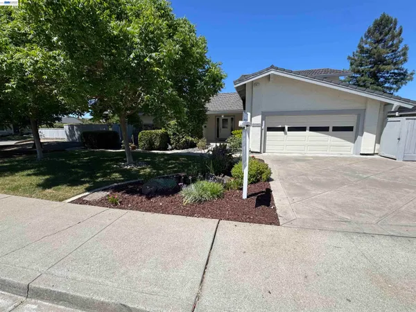 $1,600,000 | 2163 Mercury Road, Livermore, CA 94550