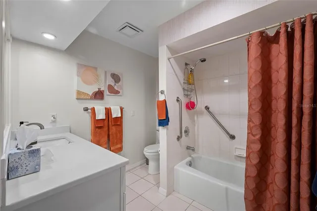 $360,000 | 11365 Southwest Essex Drive, Lake Suzy, FL 34269