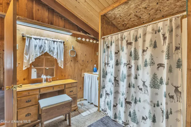 $499,900 | 396 Wakena Lane, Priest River, ID 83856