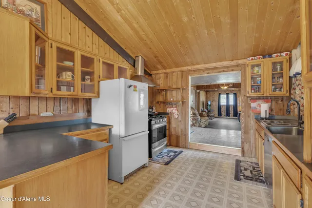 $499,900 | 396 Wakena Lane, Priest River, ID 83856