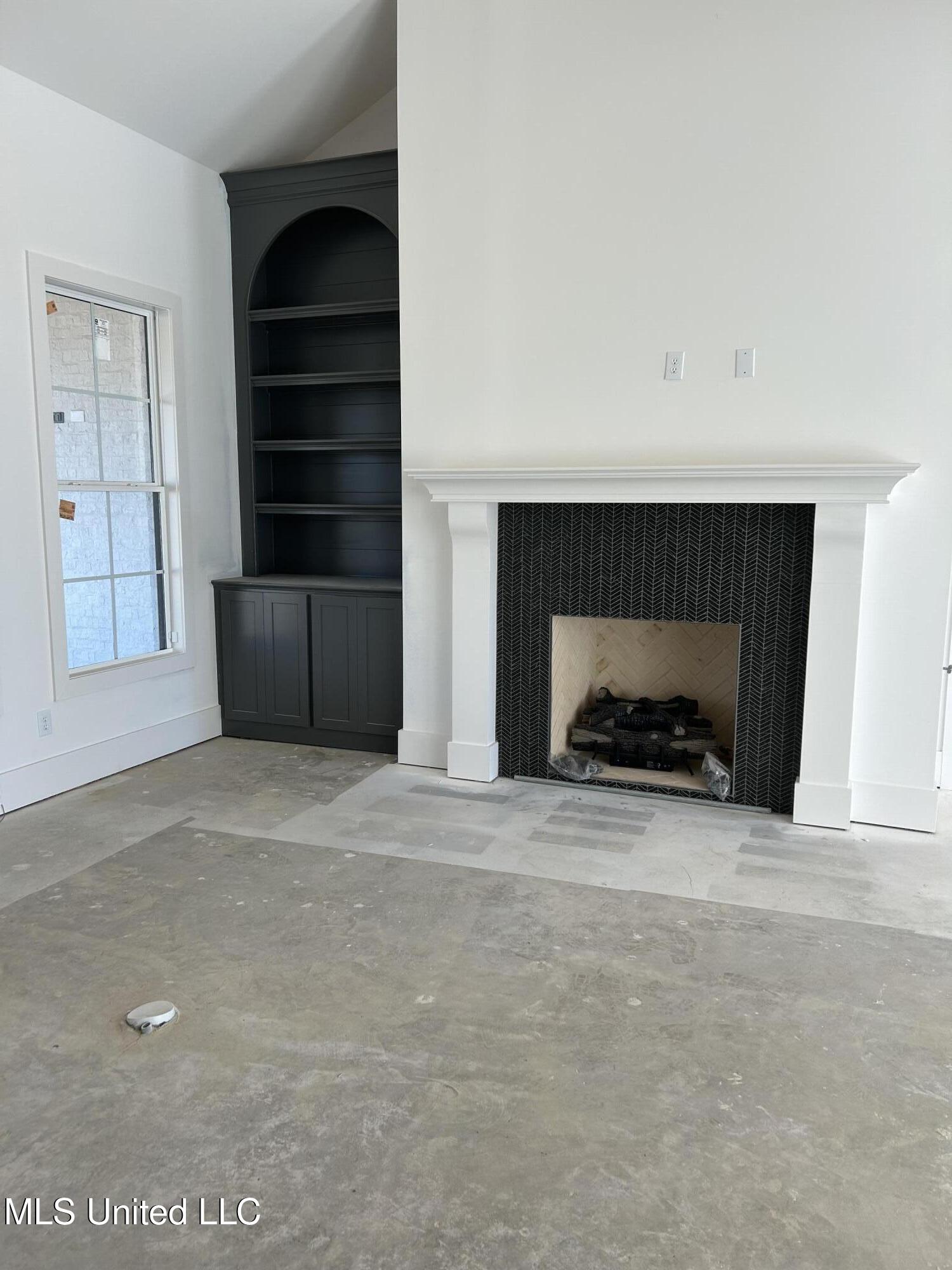 375 Wellstone Place Madison, MS 39110 - Photo 2 of 8 Living