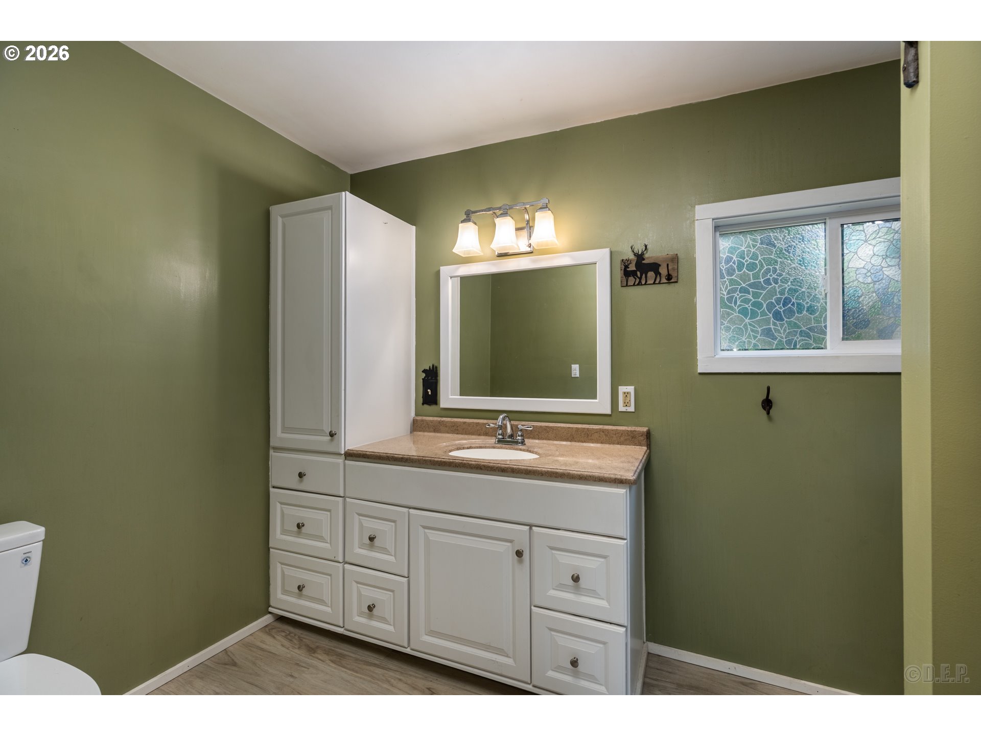 70373 Nicolai Road Rainier, OR 97048 - Photo 14 of 26 Bathroom