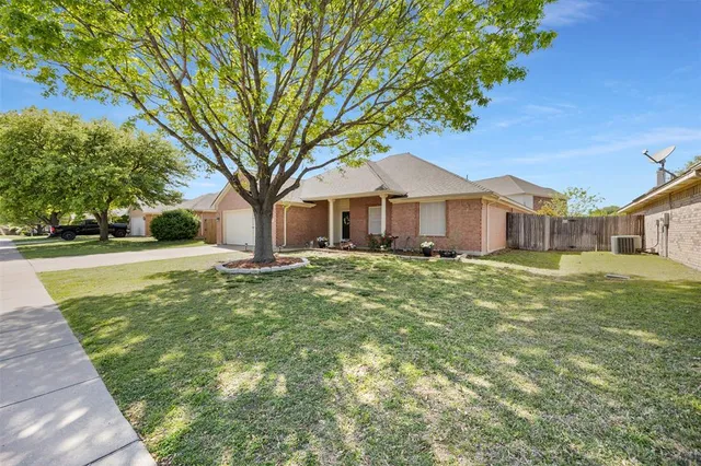 $323,000 | 313 Angela Drive, Burleson, TX 76028