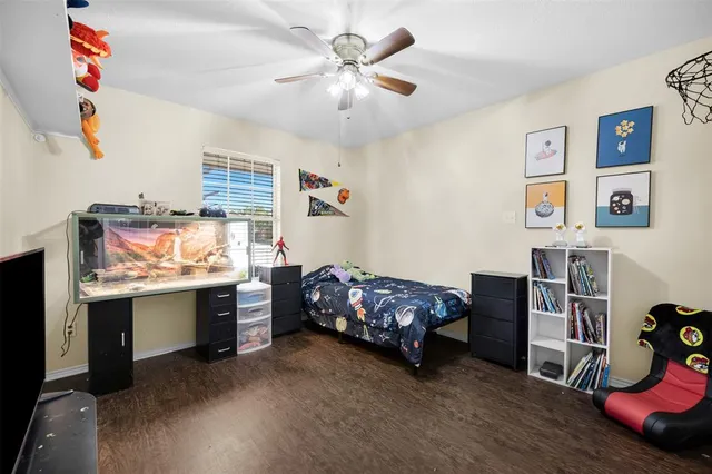 $323,000 | 313 Angela Drive, Burleson, TX 76028