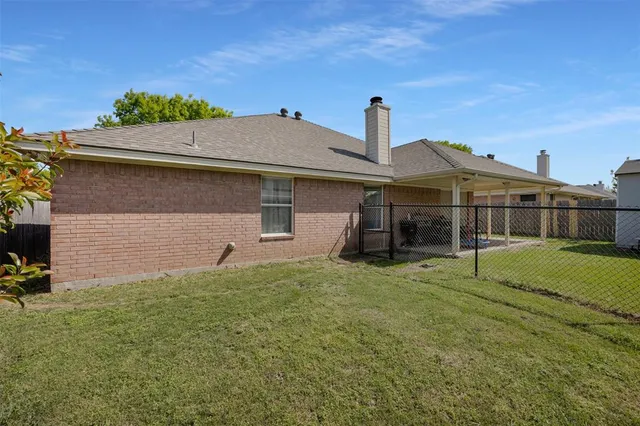 $323,000 | 313 Angela Drive, Burleson, TX 76028