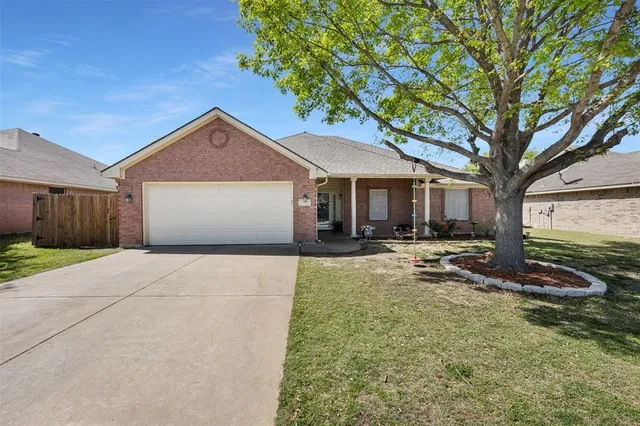 $323,000 | 313 Angela Drive, Burleson, TX 76028
