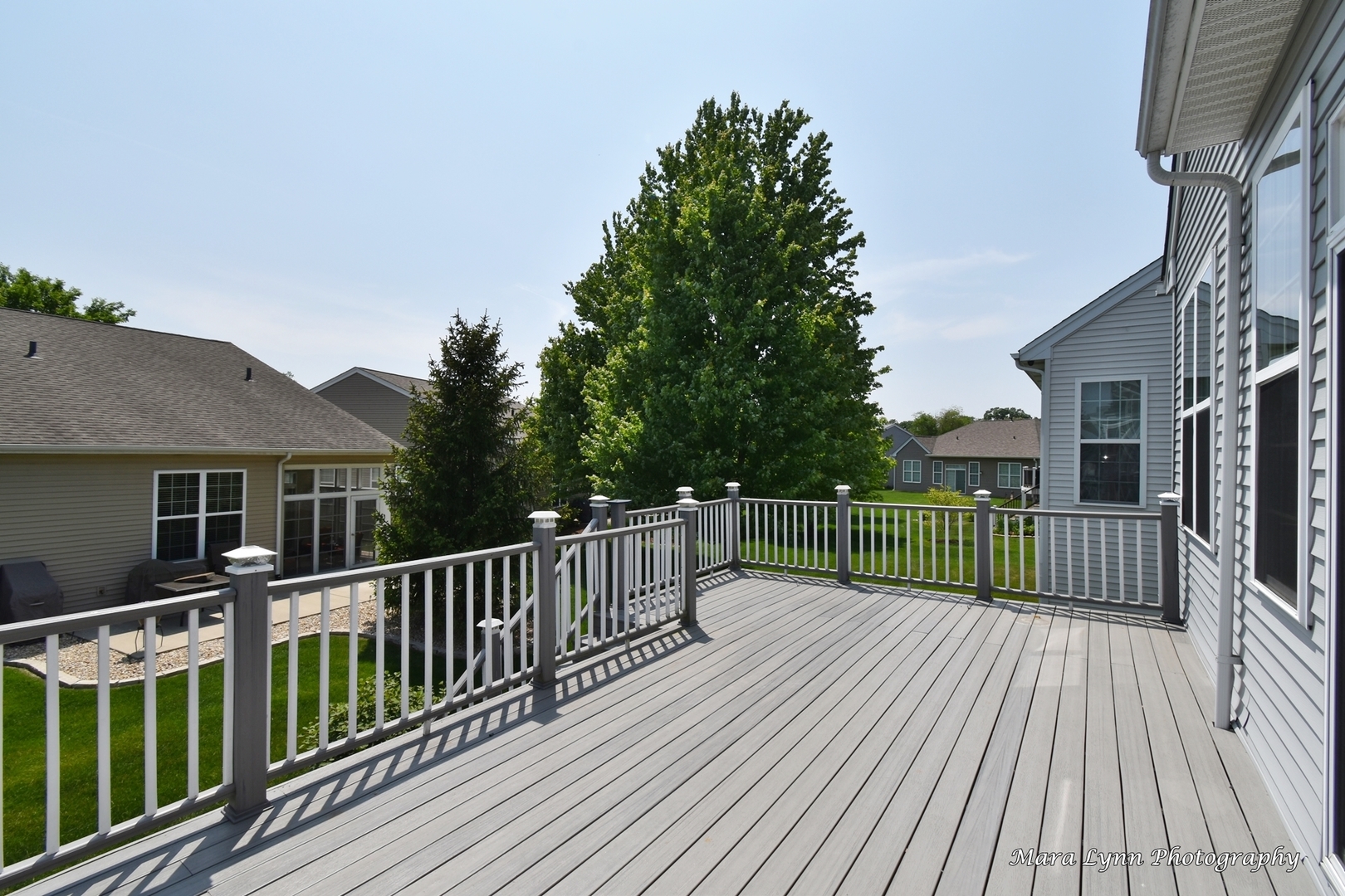 3881 Valhalla Drive Elgin, IL 60124 - Photo 30 of 39 a view of a house with a deck