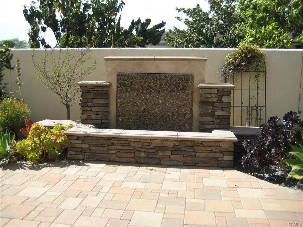 102 Shadowbrook Irvine, CA 92604 - Photo 12 of 14