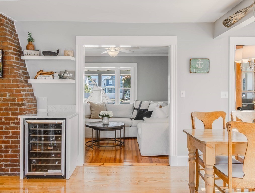 203 Samoset Avenue Hull, MA 02045 - Photo 18 of 39