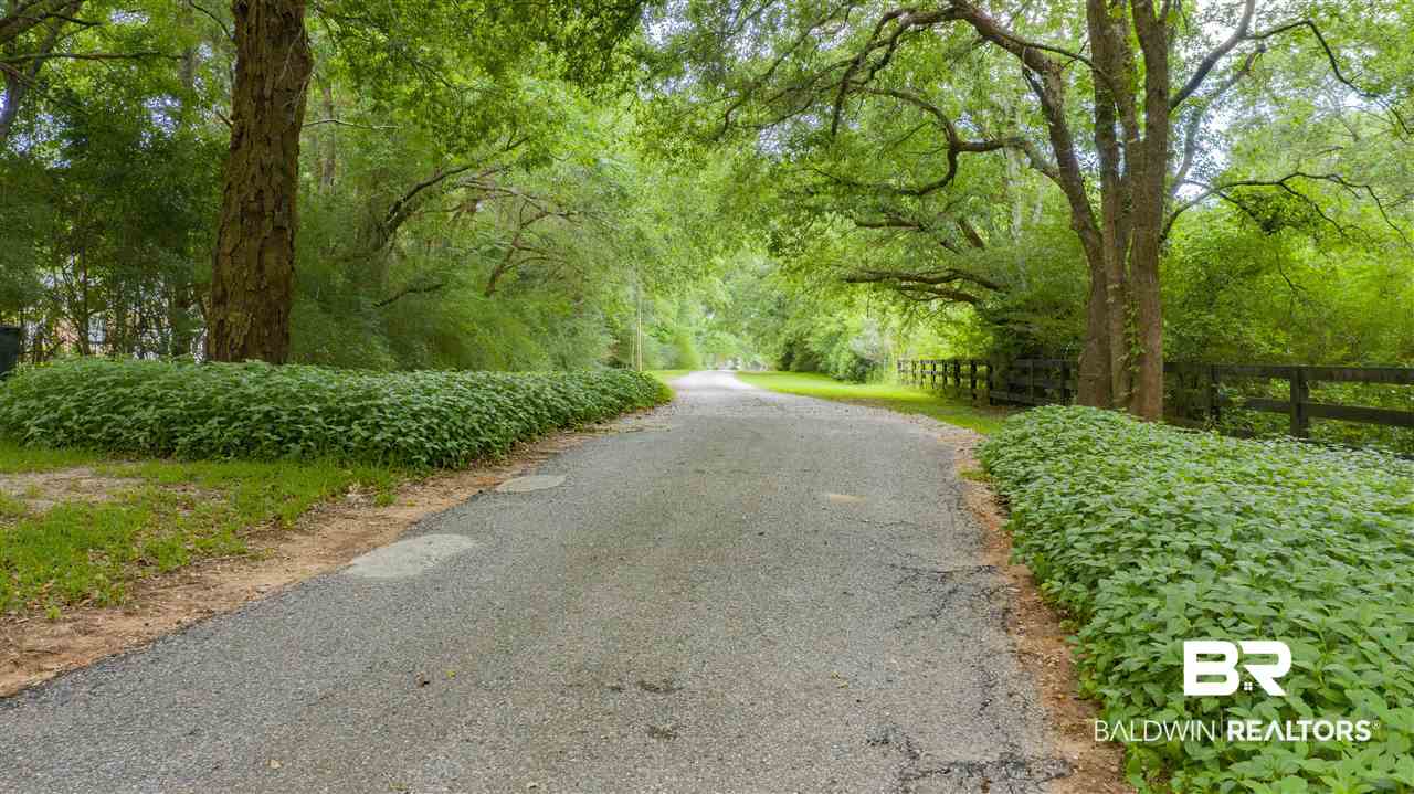 16749 Old Pierce Road Fairhope, AL 36532 - Photo 17 of 48