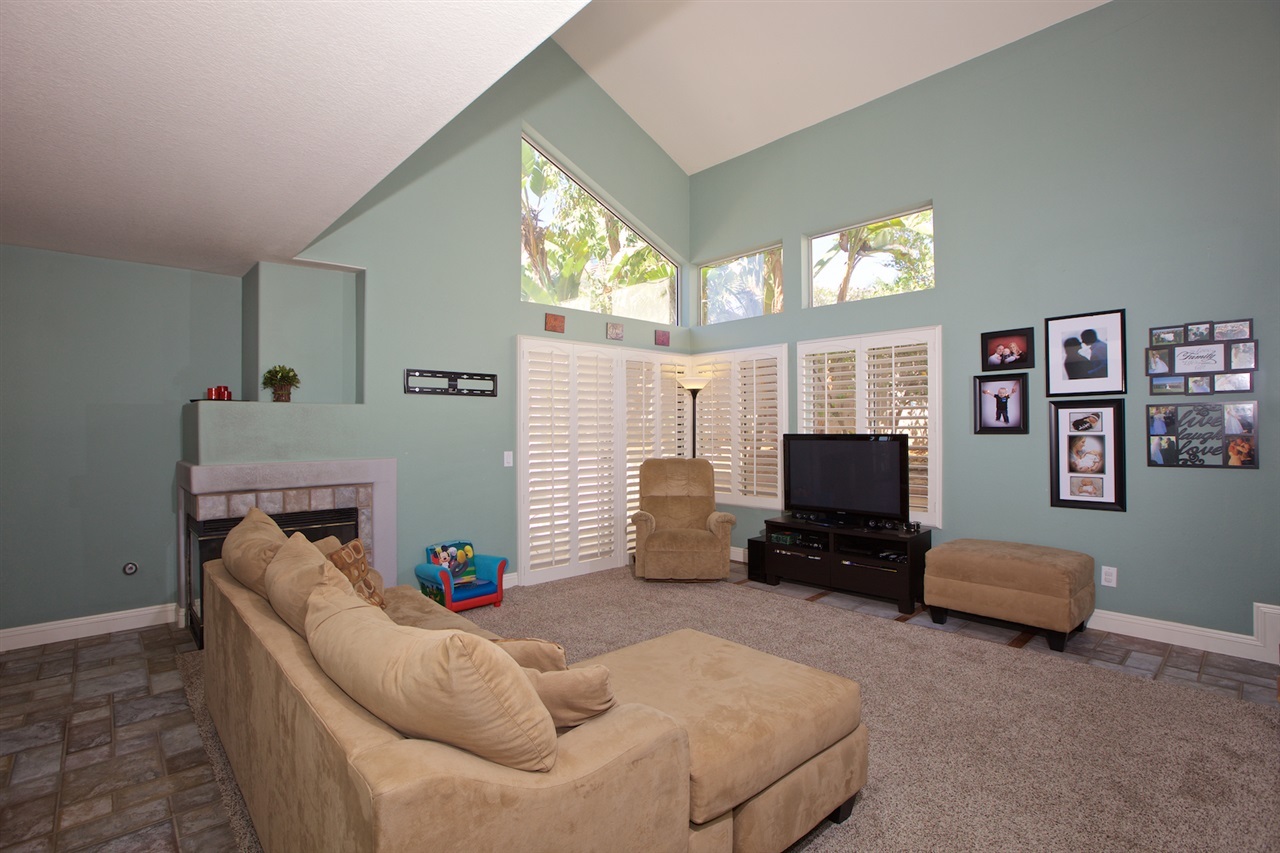 9786 Avenida Ricardo Spring Valley, CA 91977 - Photo 4 of 25