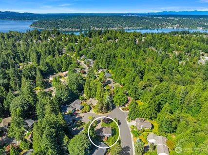 $1,285,000 | 4230 205th Place Northeast, Sammamish, WA 98074