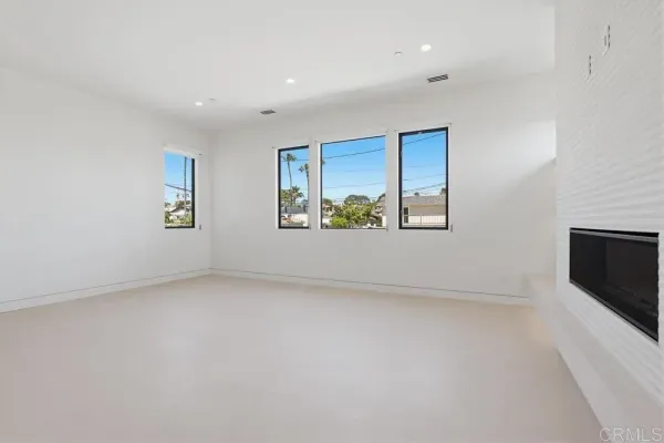 $32,000 | 206 4th Street, Encinitas, CA 92024