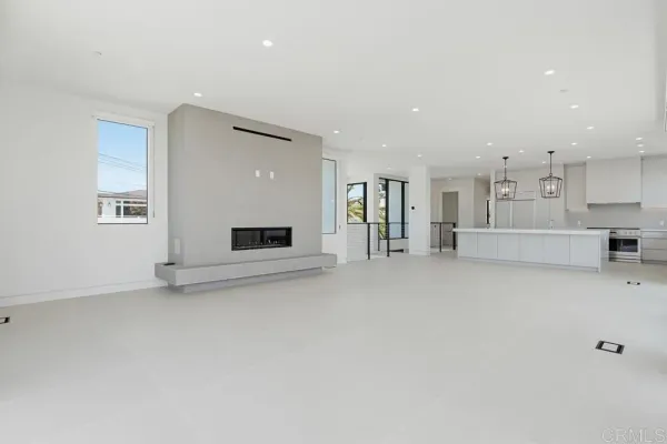 $32,000 | 206 4th Street, Encinitas, CA 92024