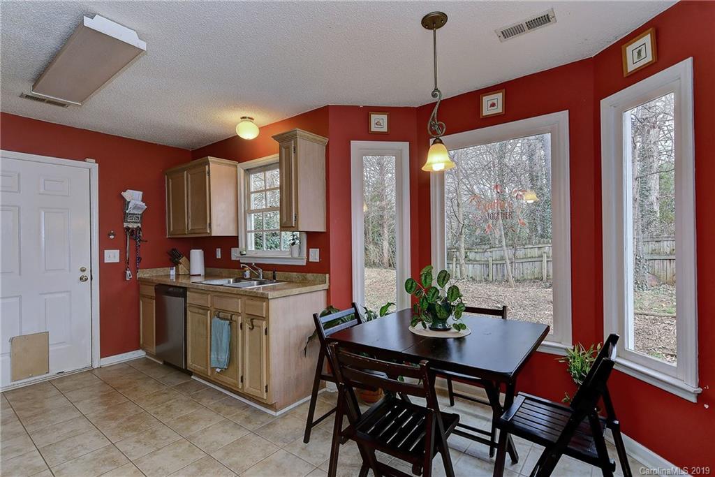 11008 Atrium Way Matthews, NC 28105 - Photo 13 of 33