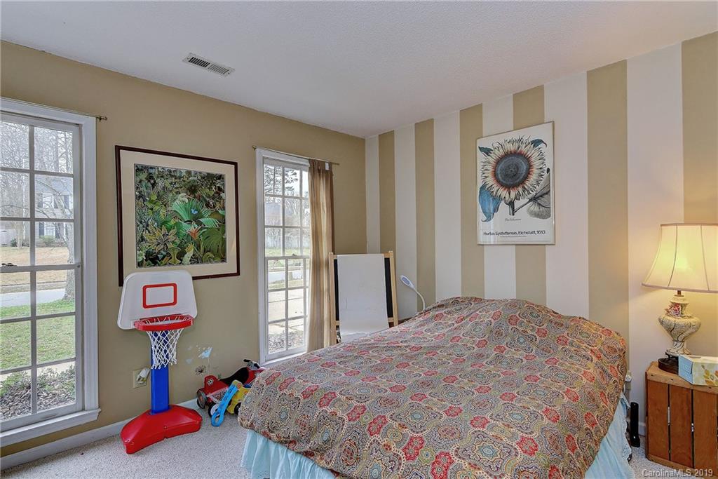 11008 Atrium Way Matthews, NC 28105 - Photo 17 of 33