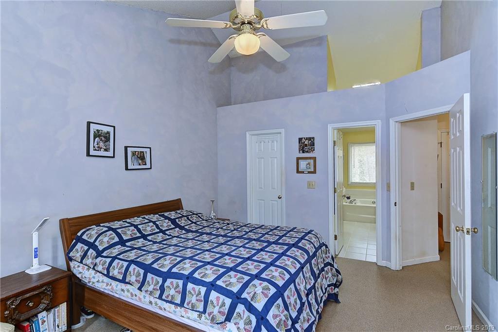 11008 Atrium Way Matthews, NC 28105 - Photo 23 of 33