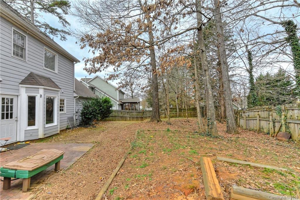 11008 Atrium Way Matthews, NC 28105 - Photo 30 of 33
