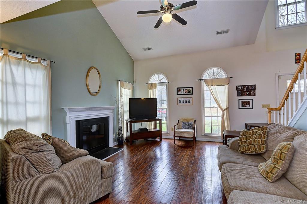11008 Atrium Way Matthews, NC 28105 - Photo 4 of 33