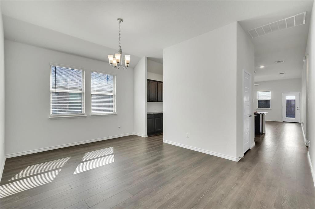 484 Declaration Way Fate, TX 75189 - Photo 7 of 29 Gallery Image 7