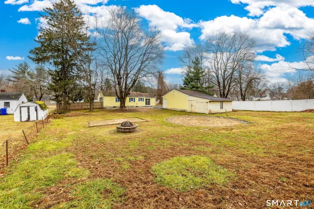 $2,800 | 555 Graham Road, South Windsor, CT 06074