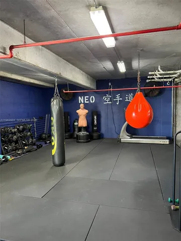 $3,350 | 690 Southwest 1st Court, Unit 1506, Miami, FL 33130