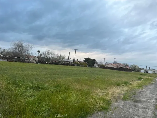 a view of a grassy field