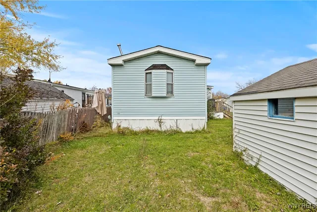 $44,900 | 533 Applewood Drive, Lockport Town, NY 14094