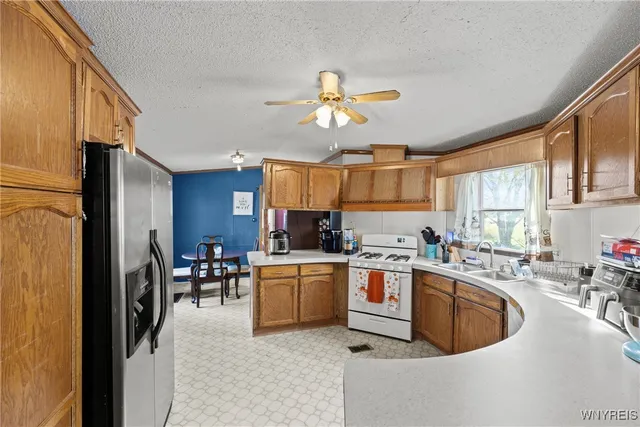 $44,900 | 533 Applewood Drive, Lockport Town, NY 14094