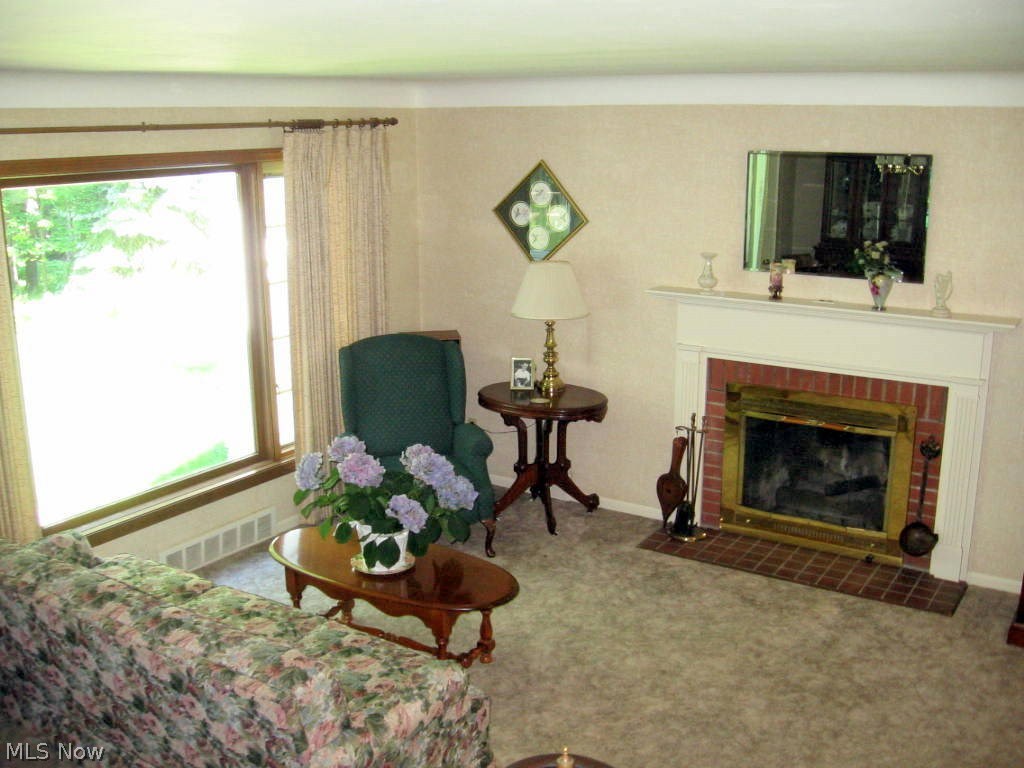 1588 Clubside Road Lyndhurst, OH 44124 - Photo 12 of 22