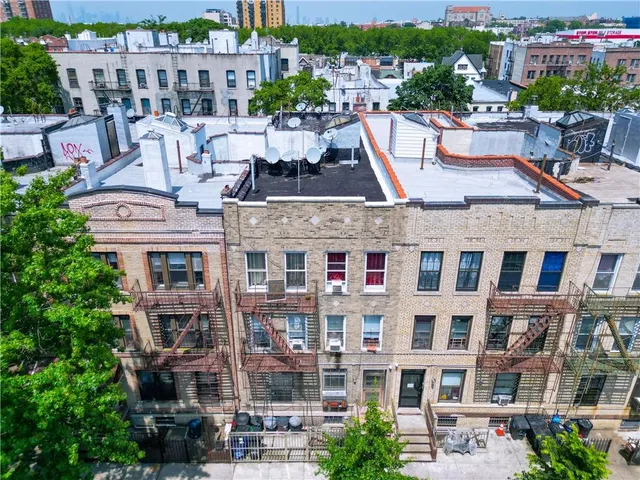 a picture of a city with tall buildings