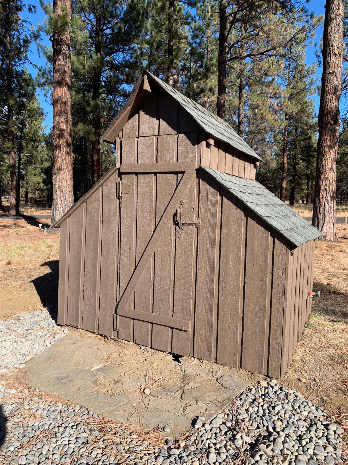 69255 Crooked Horseshoe Road Sisters, OR 97759 - Photo 13 of 17 Additional Photo