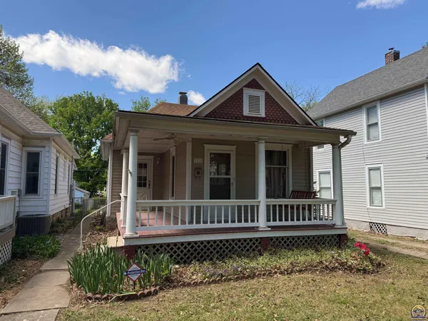 $69,500 | 115 Southwest Fillmore Street, Topeka, KS 66606